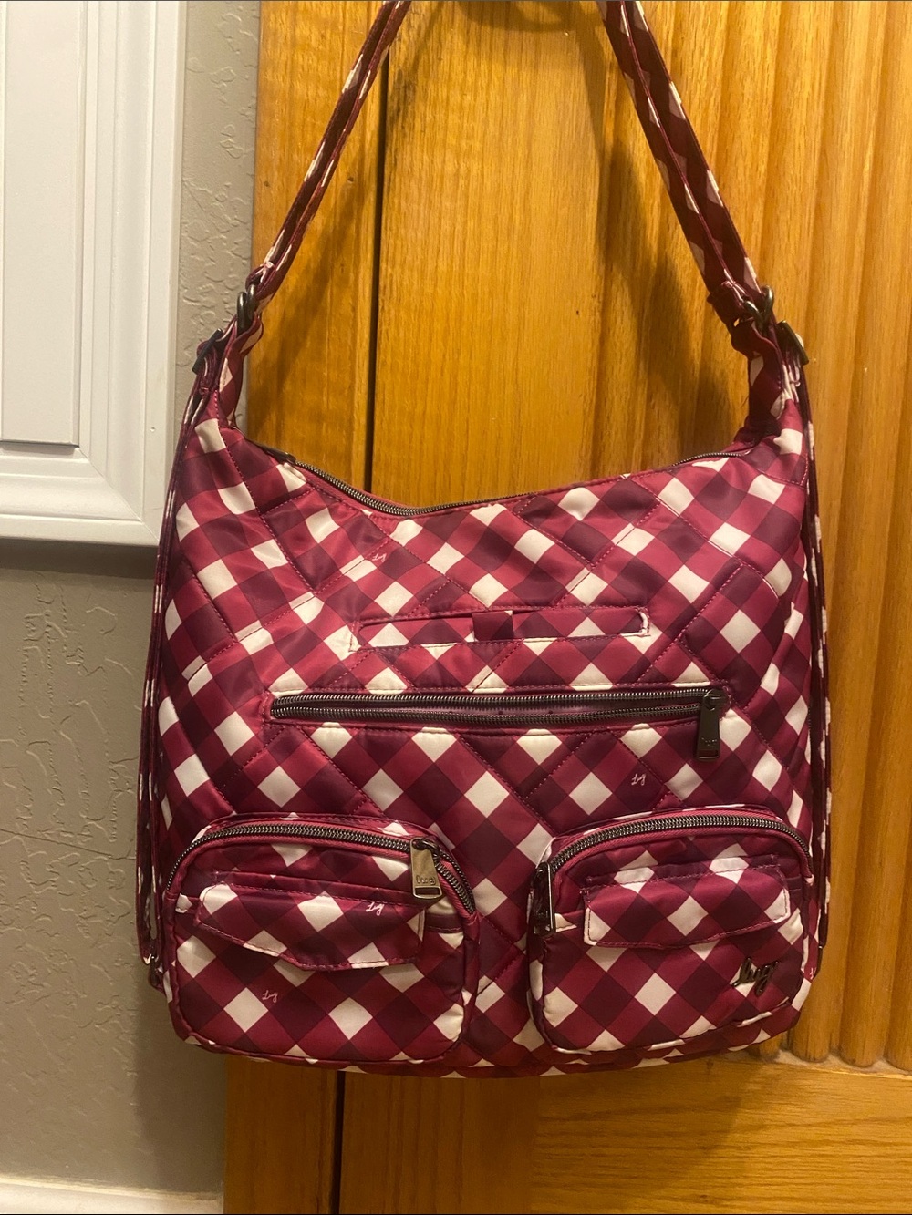 BNWNT lug Red & Pink Zipliner weekender bag w/ Floral Lining & adjustable strs